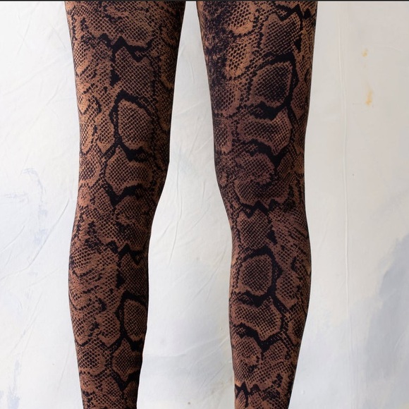 Leggings with abstract snake pattern - rusty brown-orange - Picture 3 of 3